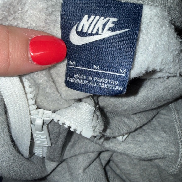 Nike (Medium) Grey Zip Up Hooded Jacket - Picture 6 of 7